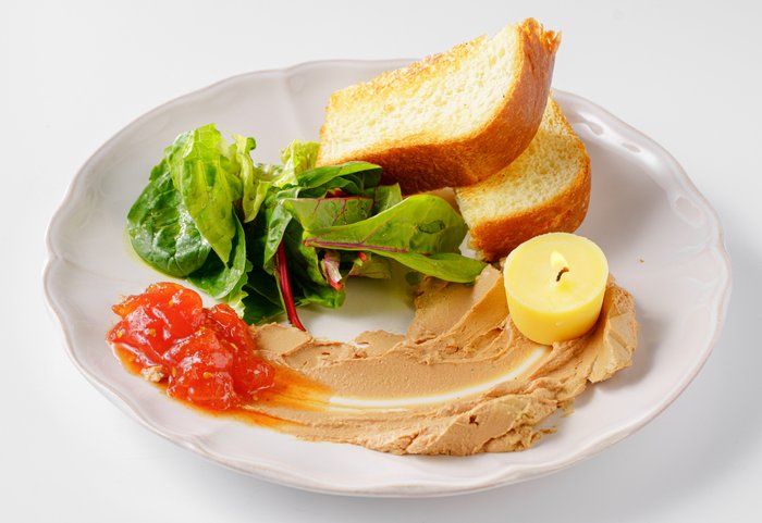 Паштет из печени цыпленка с джемом из томатов