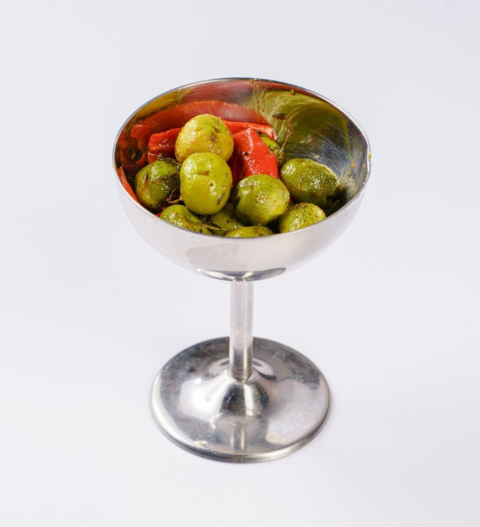 Оливки на гриле в маринаде